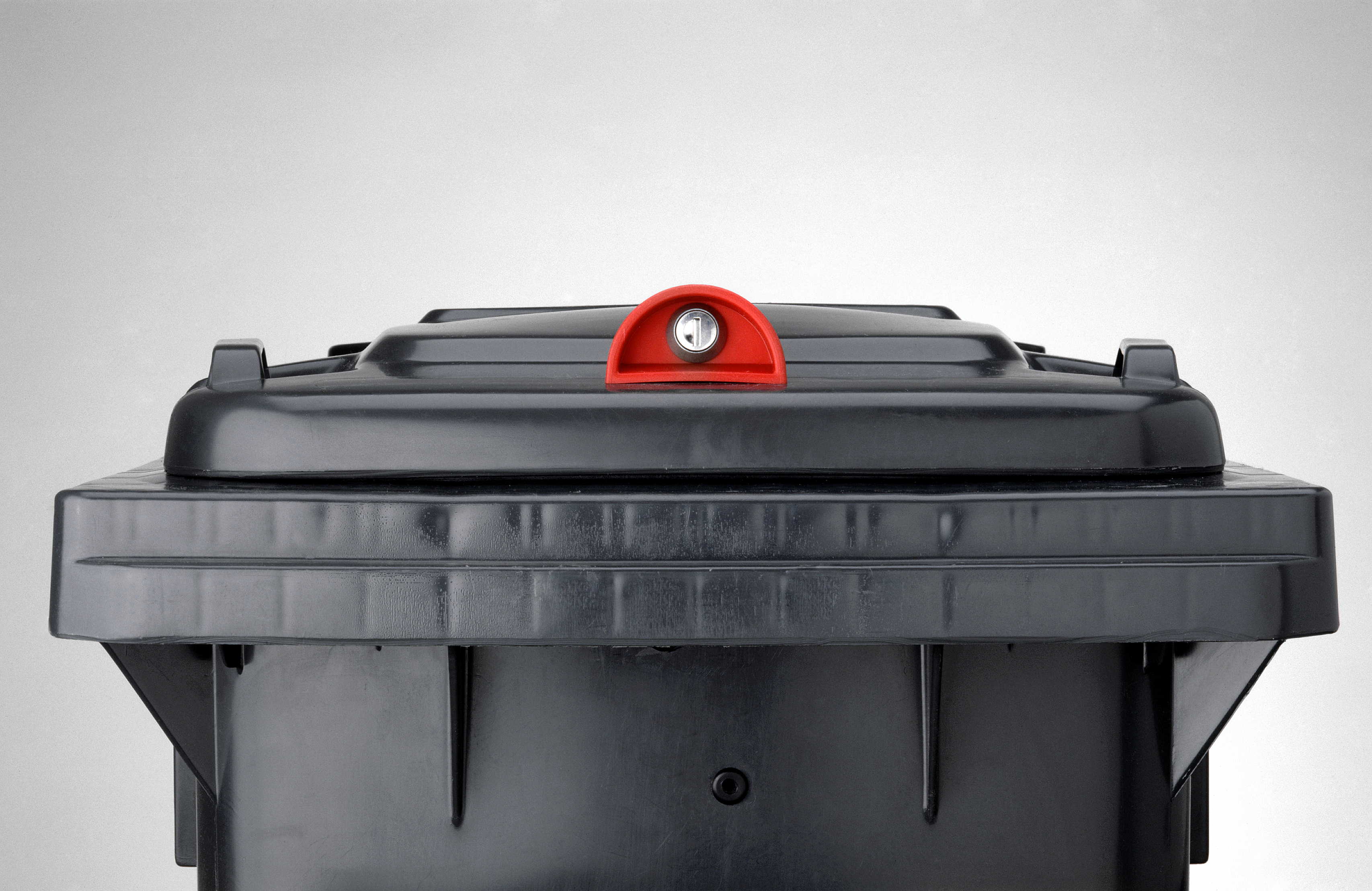 Schwerkraft Mülltonnenschloss