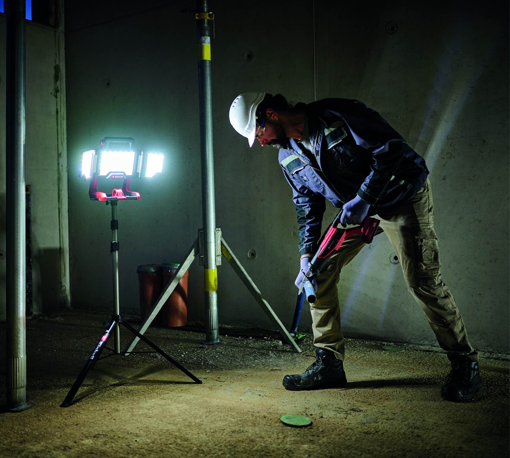 Teleskop-Stativ Tripod 85 - 170 cm bei leitermann.de günstig kaufen Teleskop-Stativ Tripod 85 - 170 cm