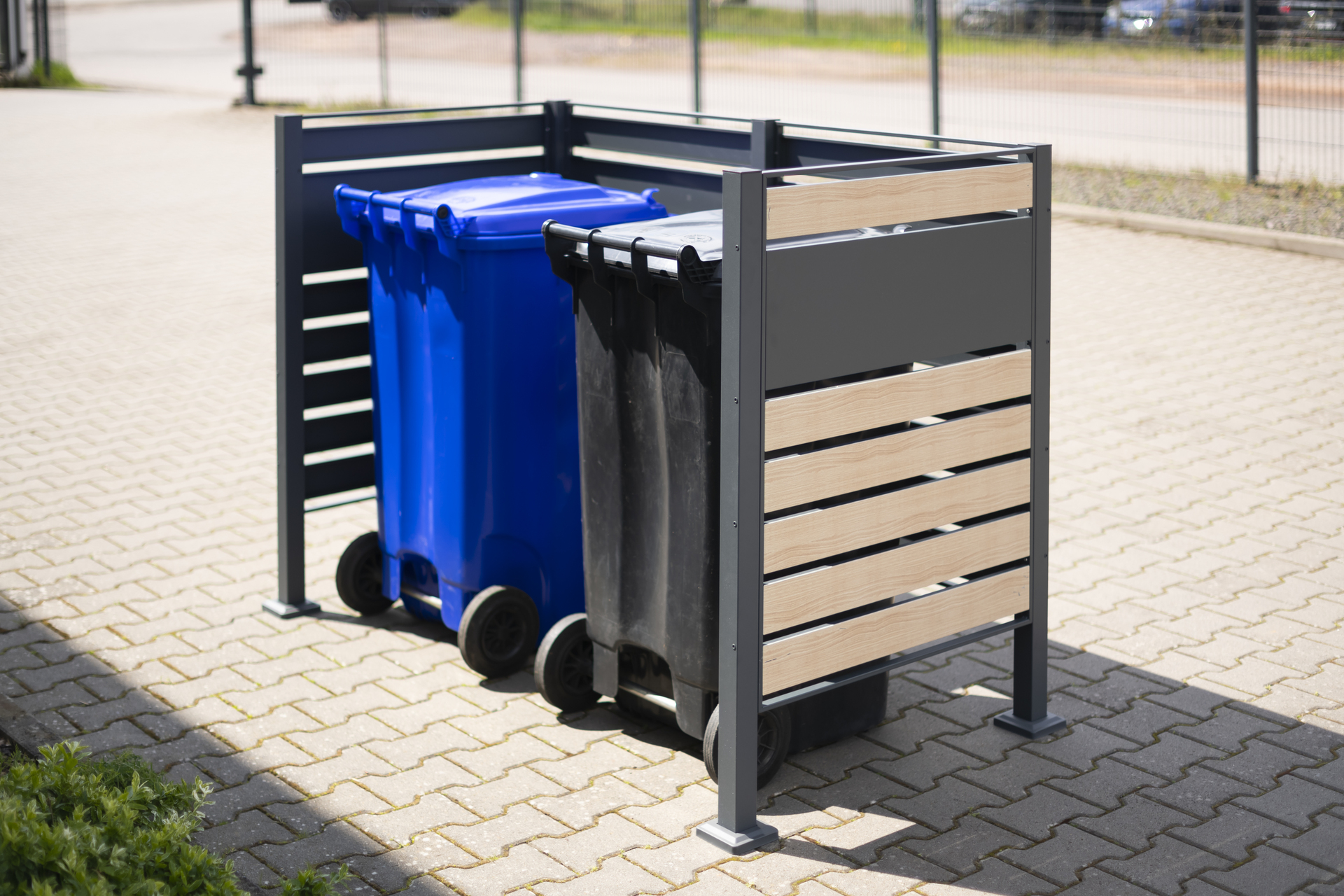 Mülltonnenverkleidung Planum