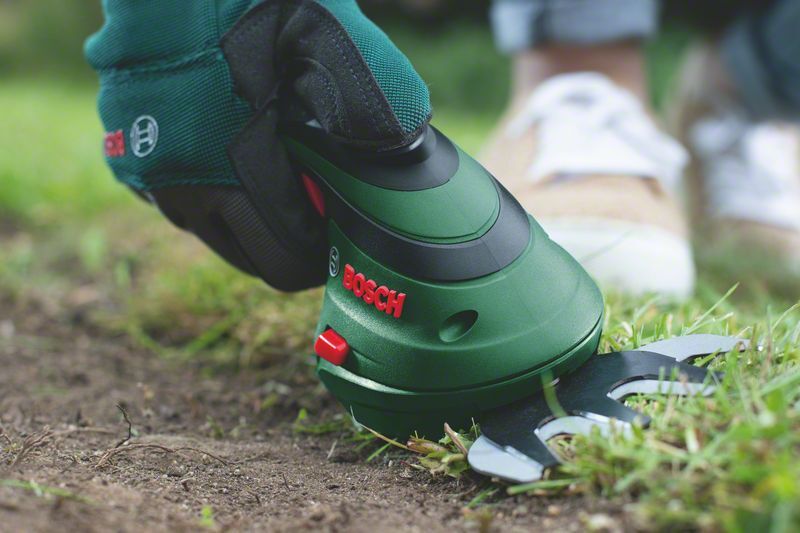 Akku-Strauch- und -Grasscheren-Set Isio bei leitermann.de günstig kaufen Akku-Strauch- und -Grasscheren-Set Isio