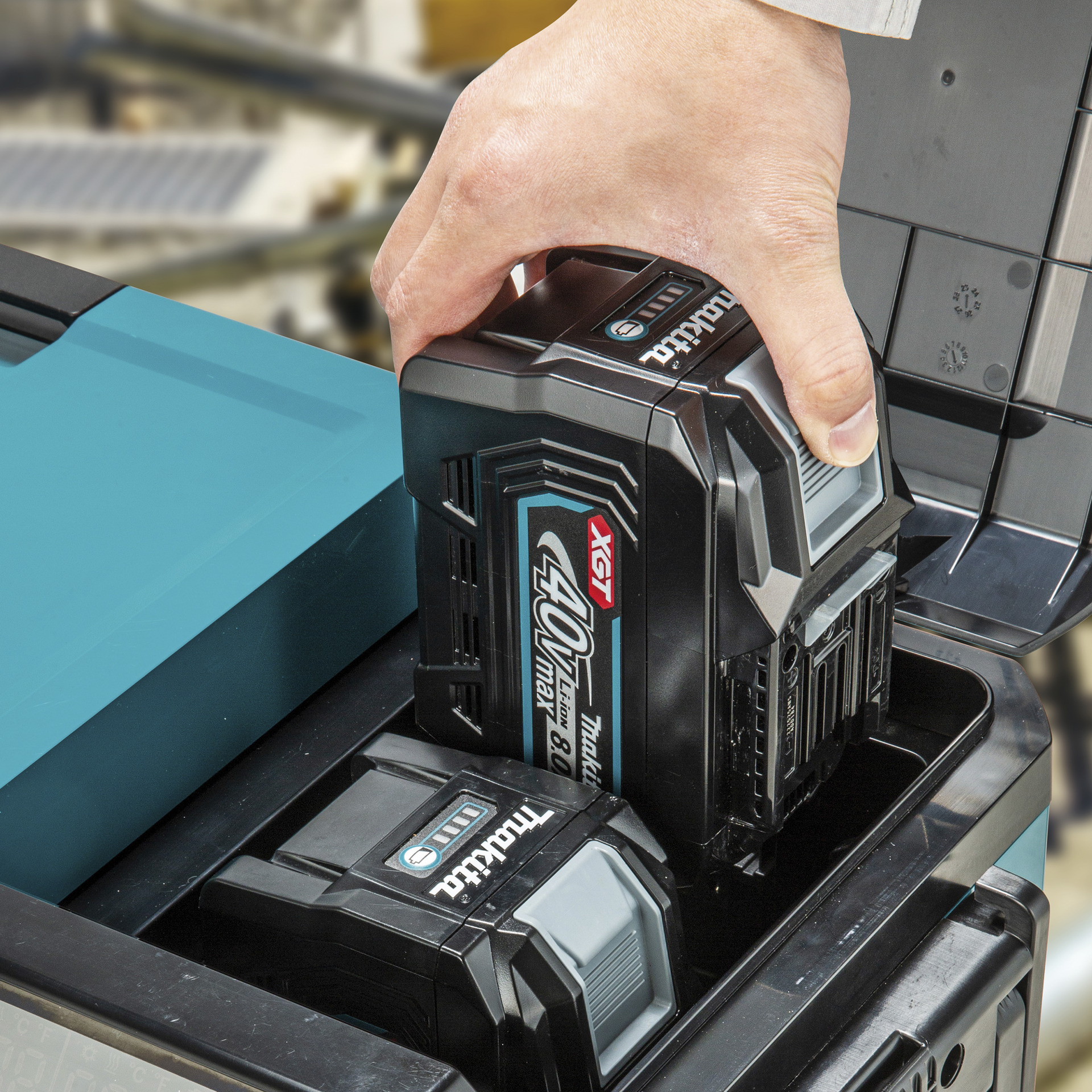 Akku-Kompressor-Kühl- CW004GZ und Wärmebox, 29 Liter bei leitermann.de günstig kaufen Akku-Kompressor-Kühl- CW004GZ und Wärmebox, 29 Liter