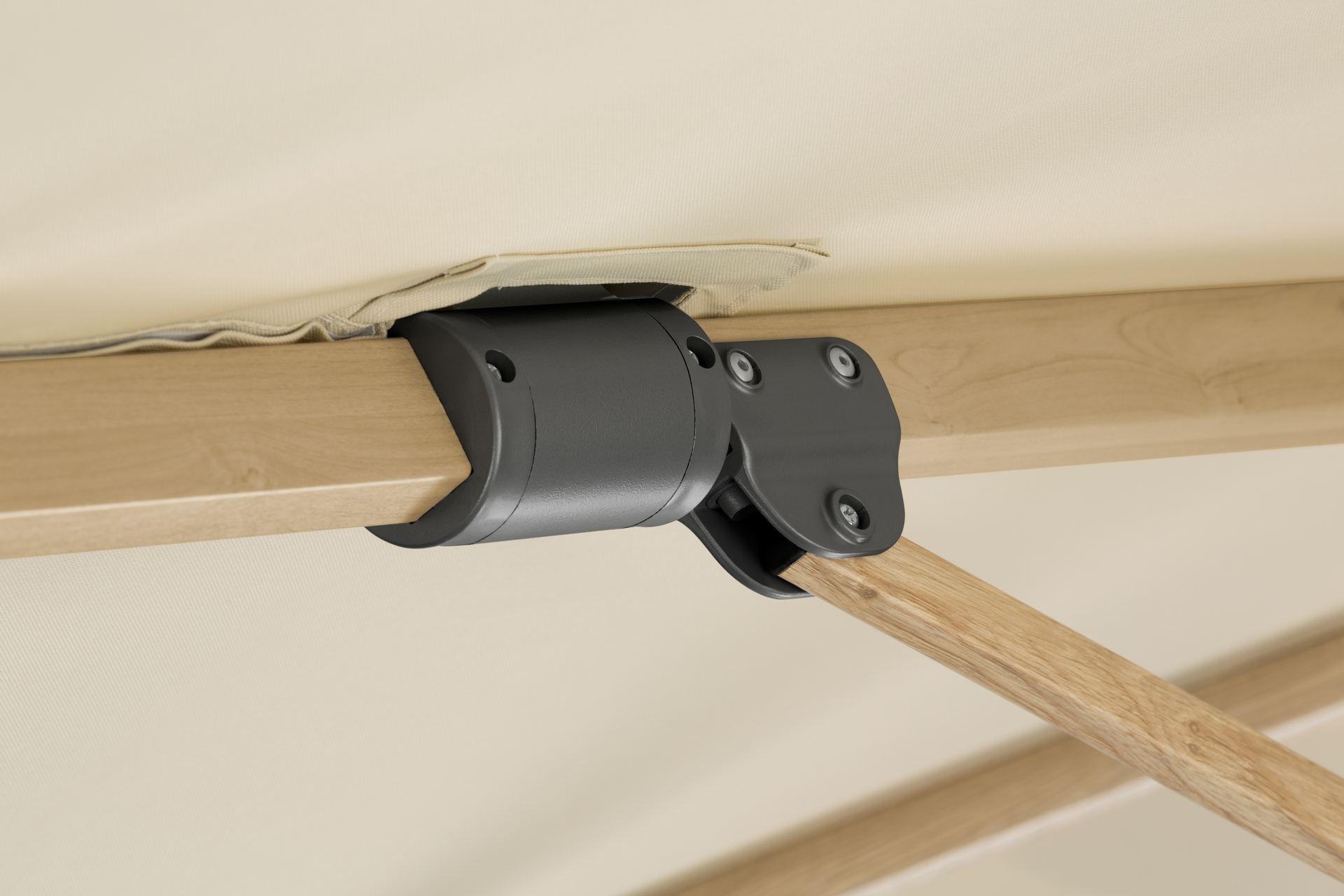 Ampelschirm Rhodos Twist Woody 300x300/8cm bei leitermann.de günstig kaufen Ampelschirm Rhodos Twist Woody 300x300/8cm