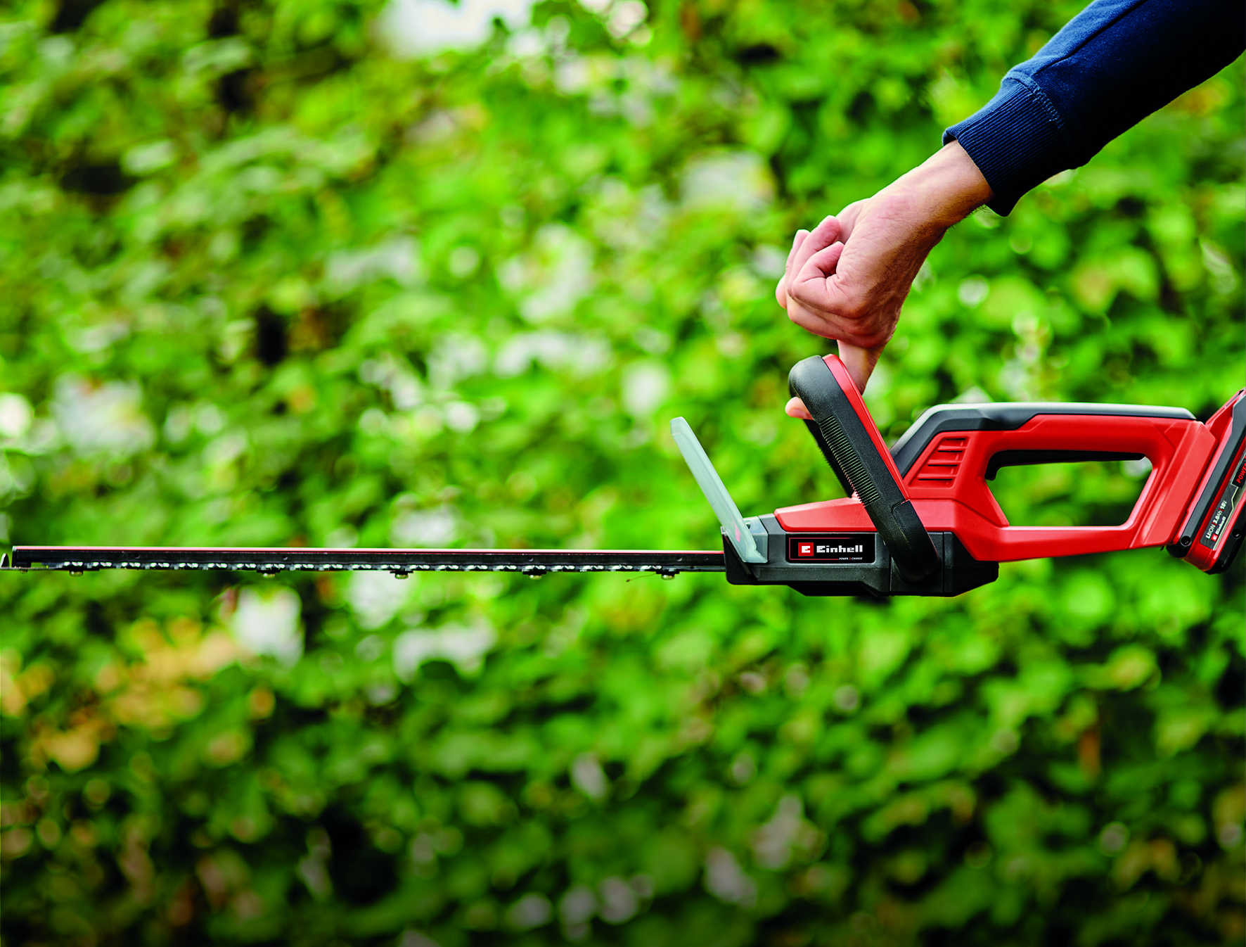 Akku-Heckenschere GC-CH 18/50 Li-Solo bei leitermann.de günstig kaufen Akku-Heckenschere GC-CH 18/50 Li-Solo