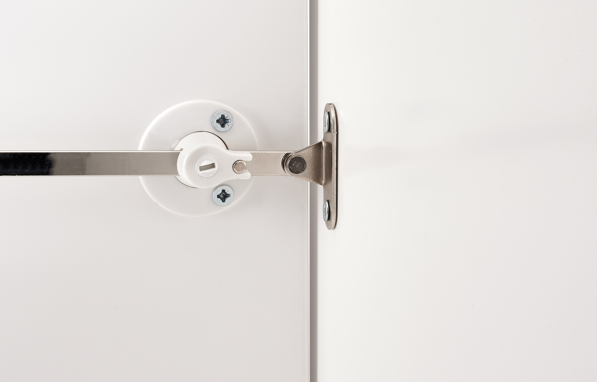 Bremsklappenhalter "Central" 280 mm, mit Öffnungswinkel 90 Grad bei leitermann.de günstig kaufen Bremsklappenhalter "Central" 280 mm, mit Öffnungswinkel 90 Grad