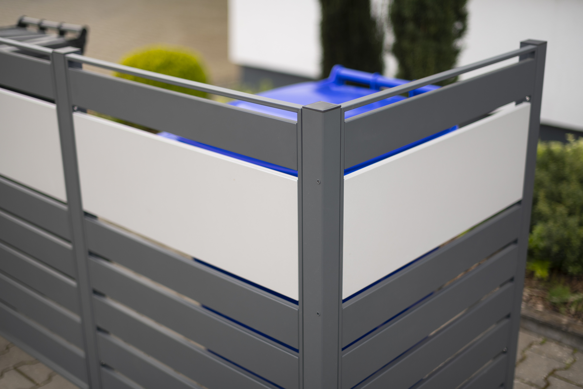 Mülltonnenverkleidung Planum