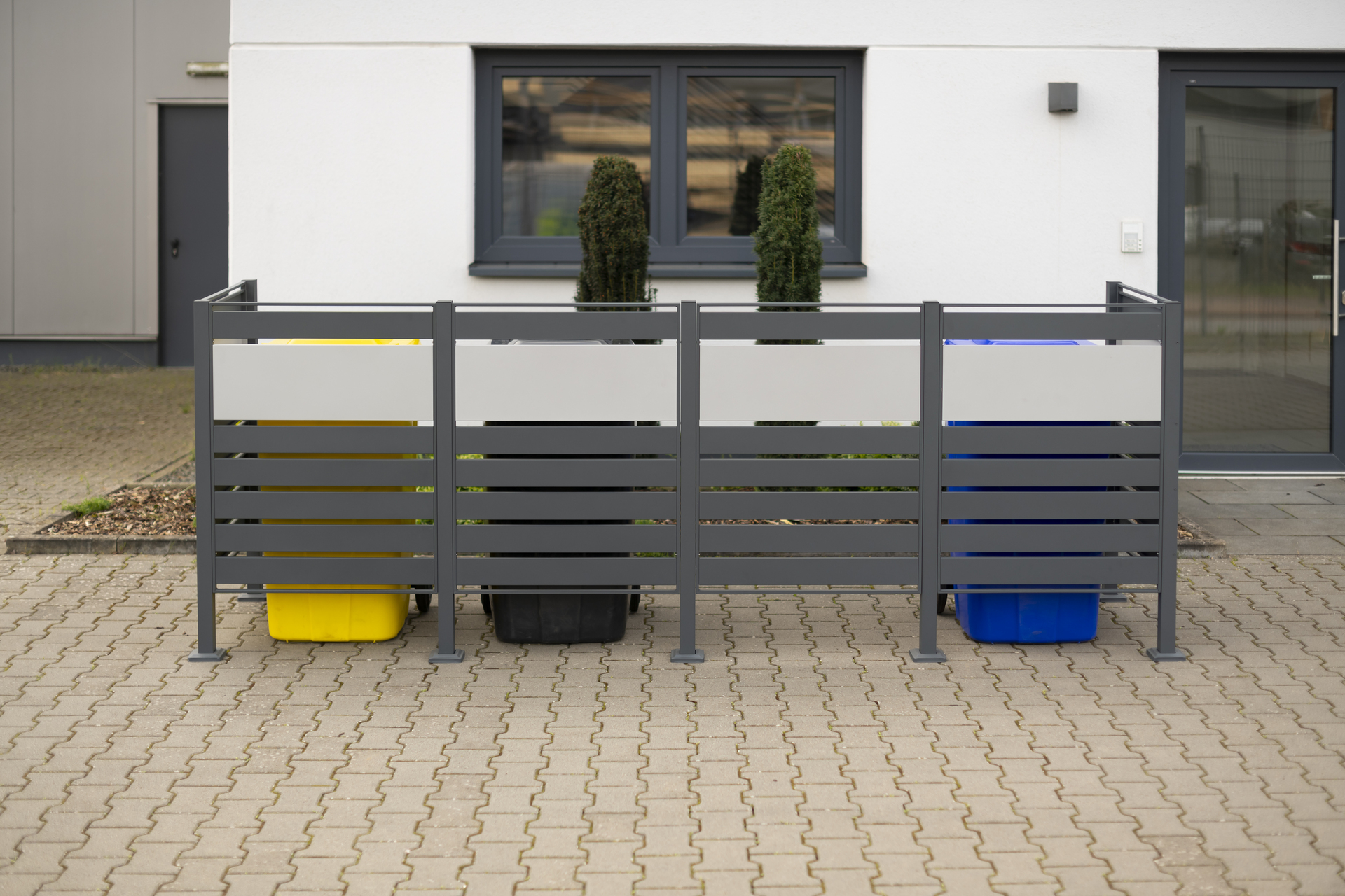 Mülltonnenverkleidung Planum