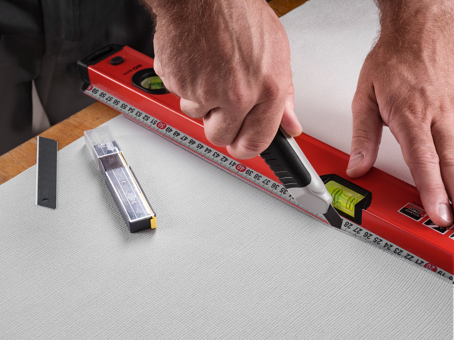 Schwarze Abbrechklingen im Spender 18mm Inh:6