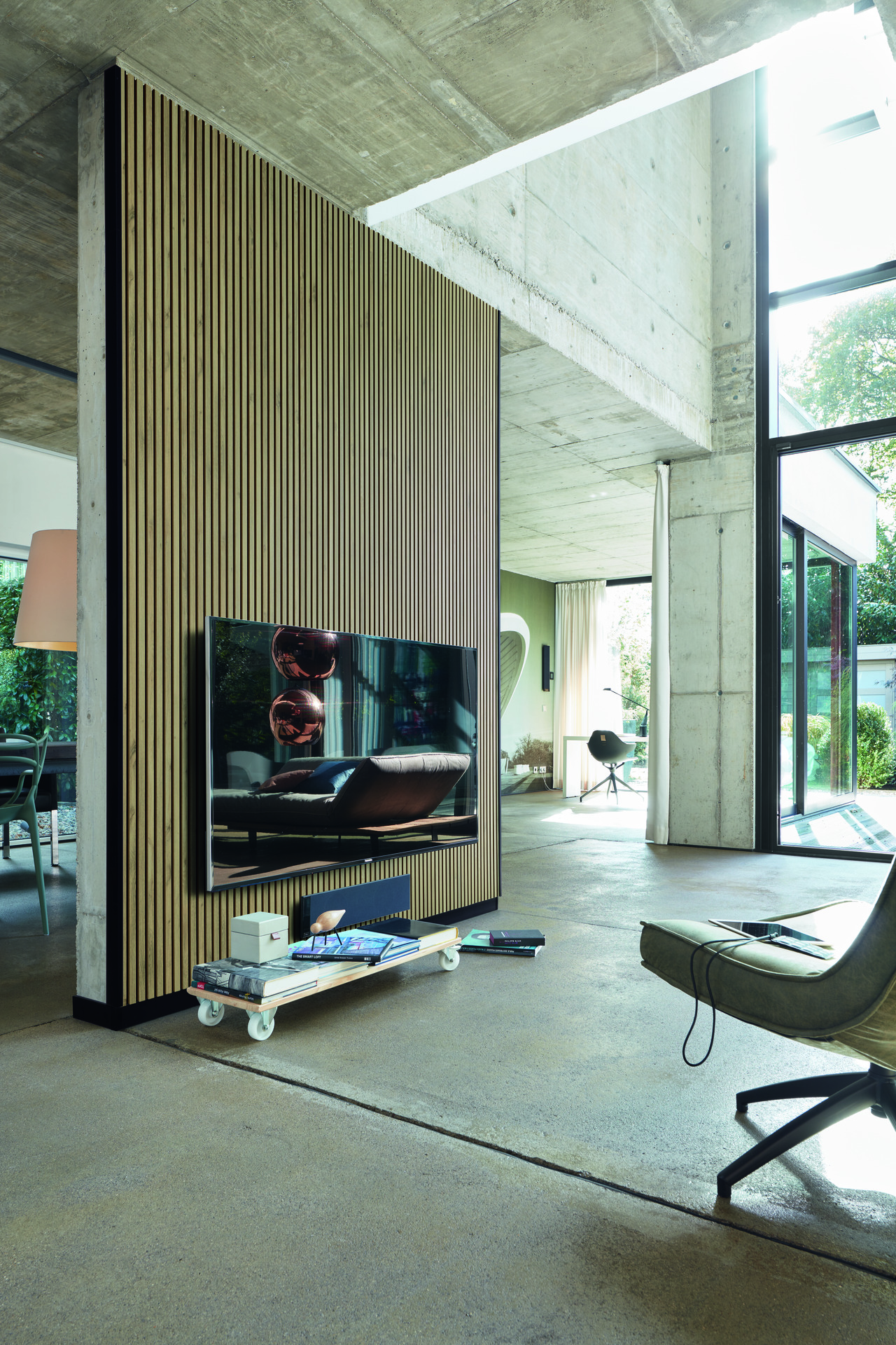 Winkelabdeckleiste für Paneele, schwarz, 2380x22x60mm bei leitermann.de günstig kaufen Winkelabdeckleiste für Paneele, schwarz, 2380x22x60mm