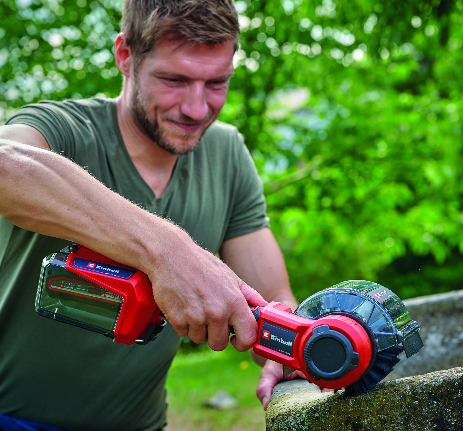 Power X-Change Akku-Oberflächenbürste PICOBELLA 18/90