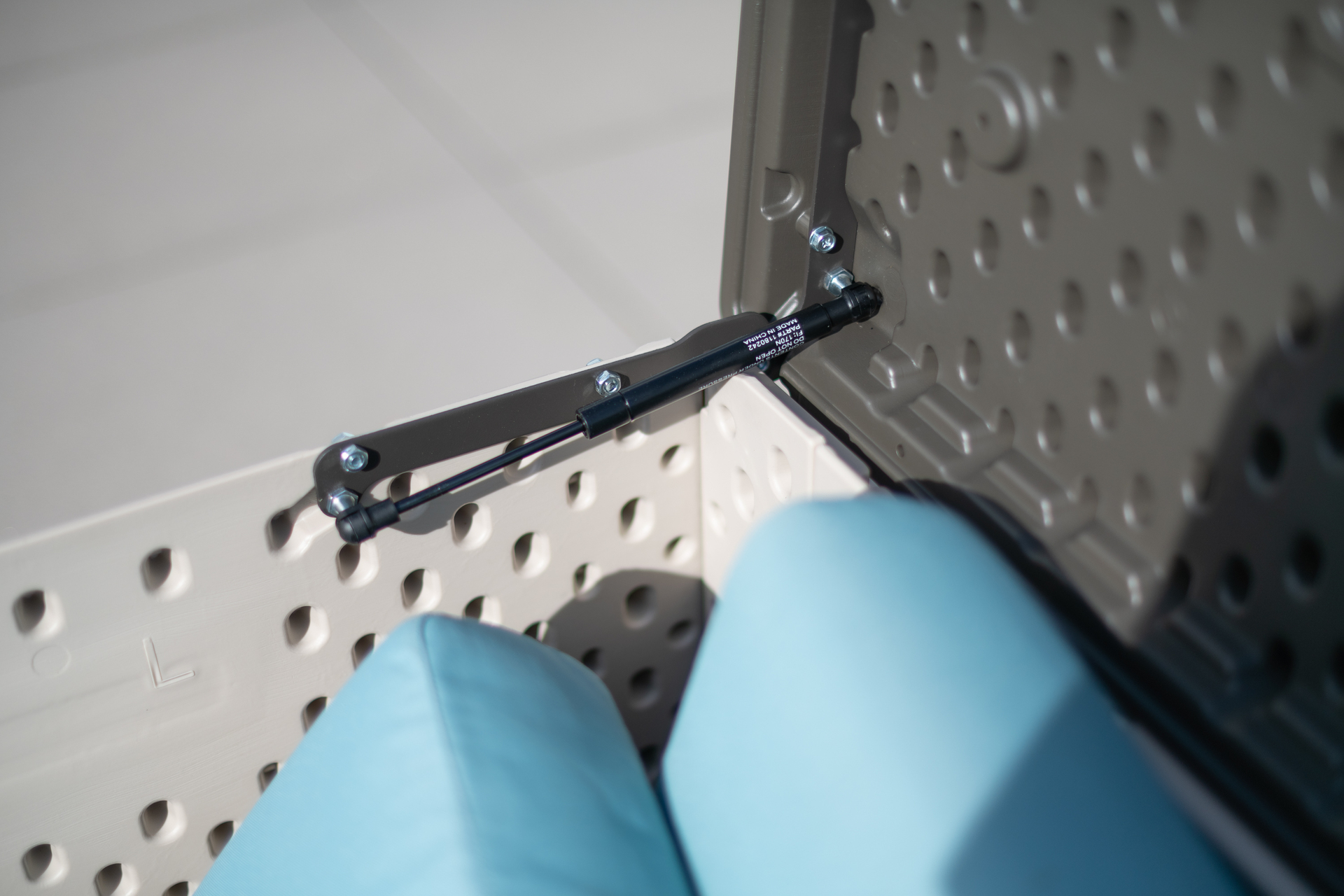 Kissenbox 570 L bei leitermann.de günstig kaufen Kissenbox 570 L