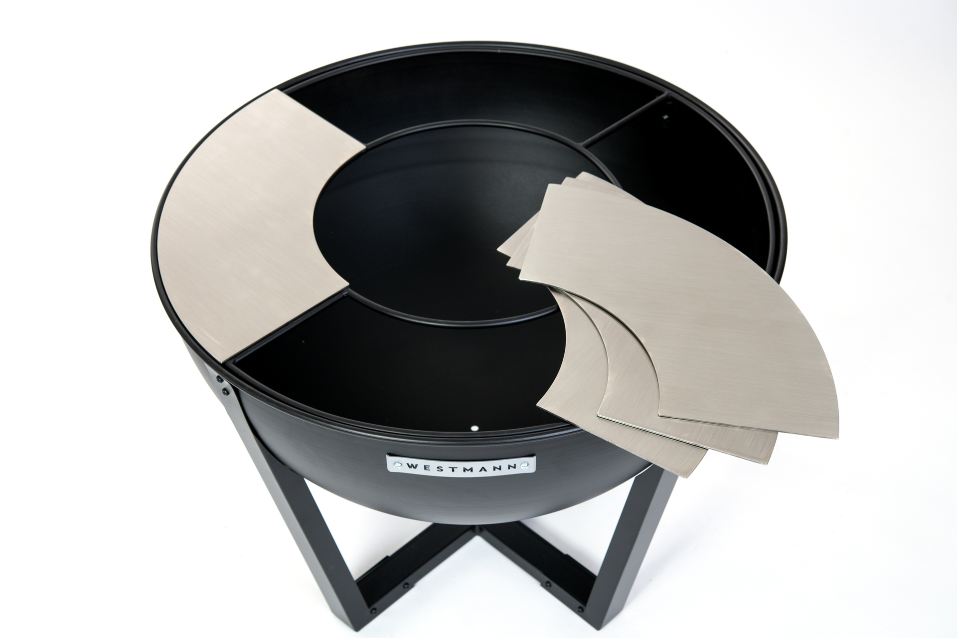 Premium Grill und Feuerstelle schwarz