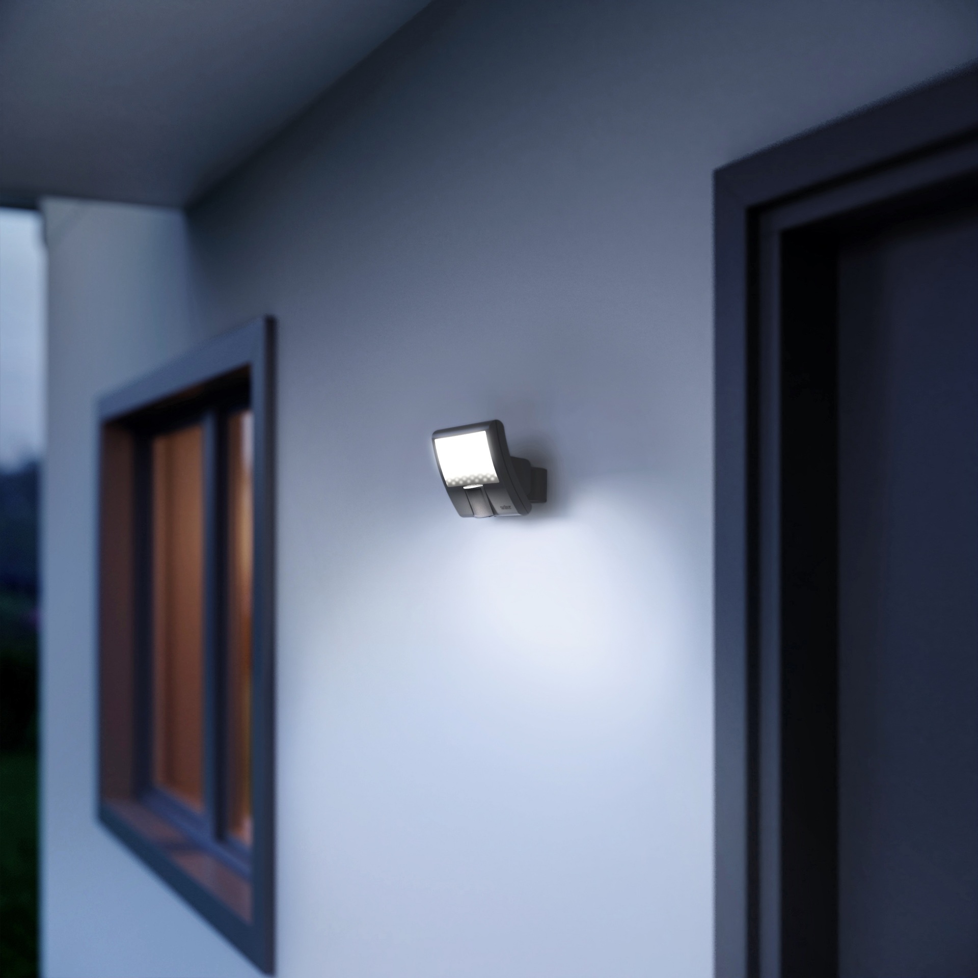 LED-Strahler XLED Home curved bei leitermann.de günstig kaufen LED-Strahler XLED Home curved